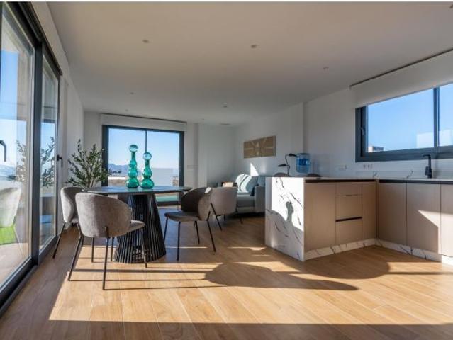 Elegante Pareado con Vistas al Golf en Algorfa desde 473.000€