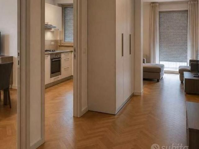 Elegante pentalocale completamente arredato
