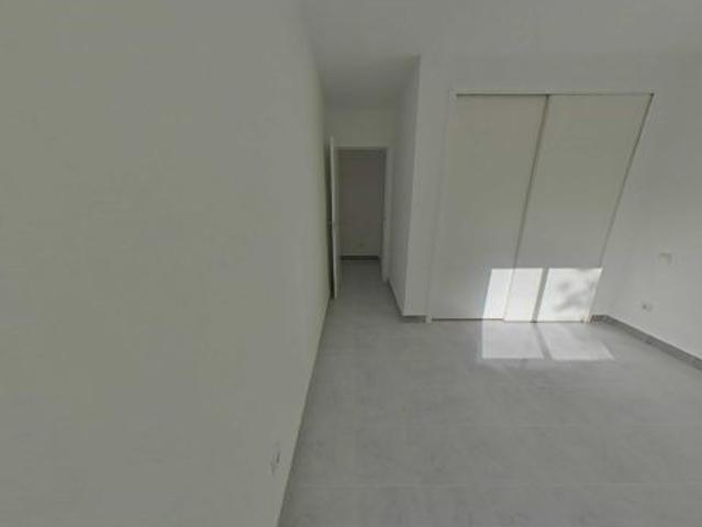 Elegante Piso Alquilado en Parla Zona Las Américas por 201.500€