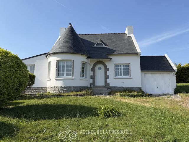 Elégante propriété avec vue exceptionnelle sur l'Anse de Dinan