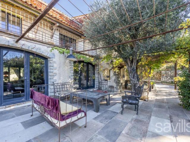 Élégante propriété familiale 227m² Grasse