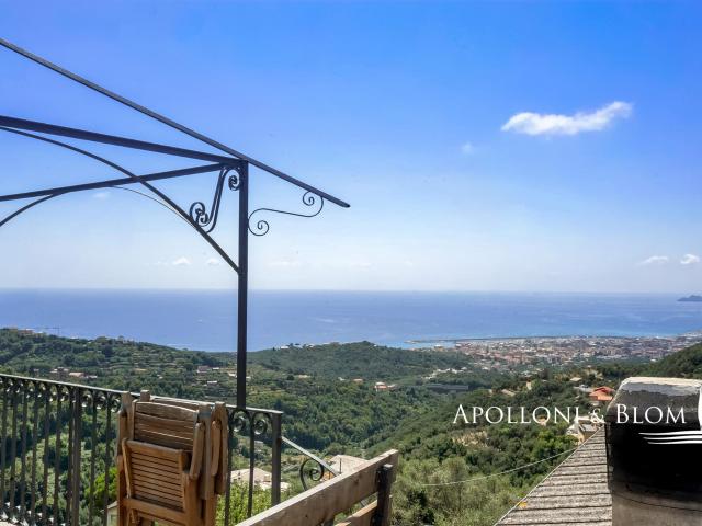 Elegante residenza nel centro storico di Cogorno – Genova 128m² Cogorno