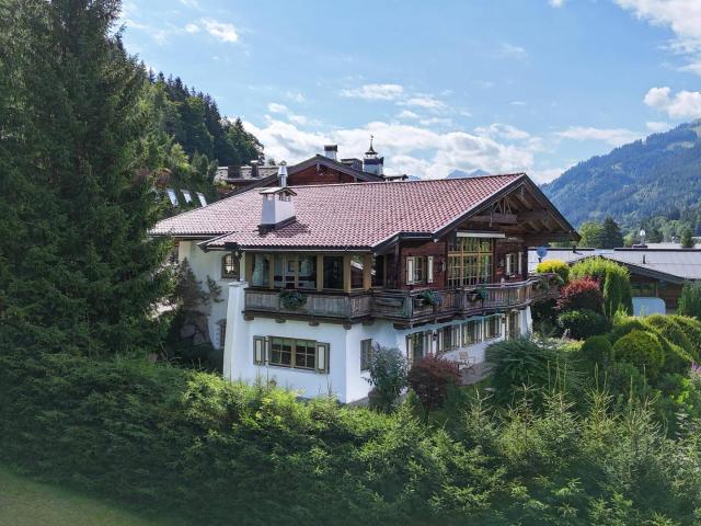 Elegantes Chalet in Ruhelage von Kitzbühel 06434