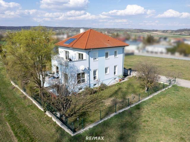 Elegantes Einfamilienhaus mit vielen luxuriösen Extras Nähe Bisamberg