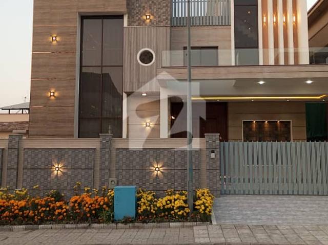 Elegantly Designed 5 Bedrooms Modern House for Sale at DHA 2 Islamabad