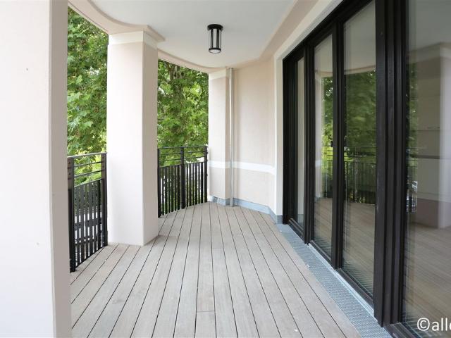 Eleganz auf über ca. 129 m² Einzigartige Dachgeschosswohnung mit Panorama Terrasse