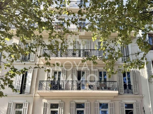 Elégance Haussmannienne, 107m2, 4 chambres, balcon filant