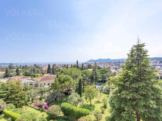 Résidence de prestige, appartement 3/4 Pièces, Vue mer et Piscin