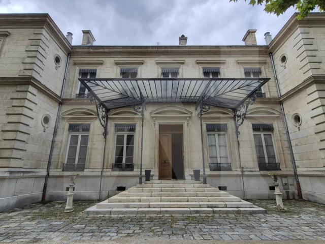 Adresse de prestige pour bureaux ou profession libérale