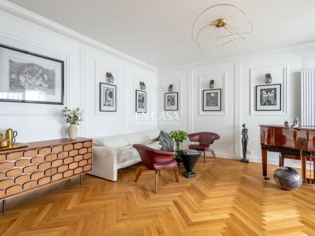 Elegancki 3 pokojowy apartament w sercu Warszawy