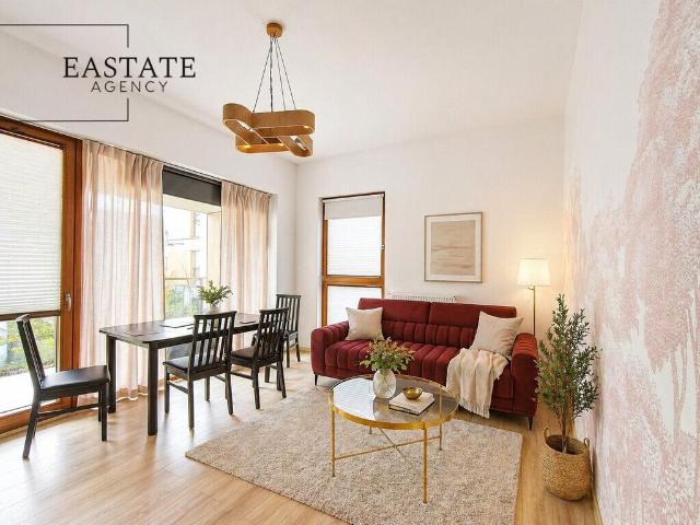 Elegancki 3 pokojowy apartament z tarasem, klimatyzacją