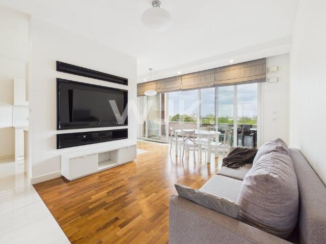 Polecam elegancki 86 m² apartament z tarasem i garażem w Mokotowie