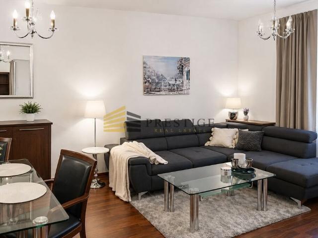 Wynajmę elegancki 3 pokojowy apartament na ostatnim piętrze Wilanowa