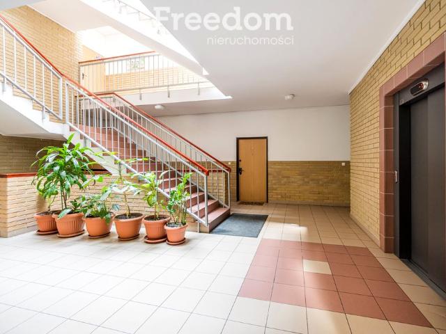 Elegancki apartament z ogrodem do wynajęcia ul. Kołobrzeska, Konstancin Jeziorna