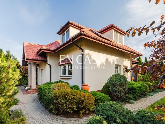 Elegancki dom bliźniak 217 m² z nowoczesnymi technologiami
