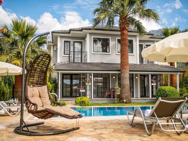 Elegancki dom 260 m² blisko Ölüdeniz i natury