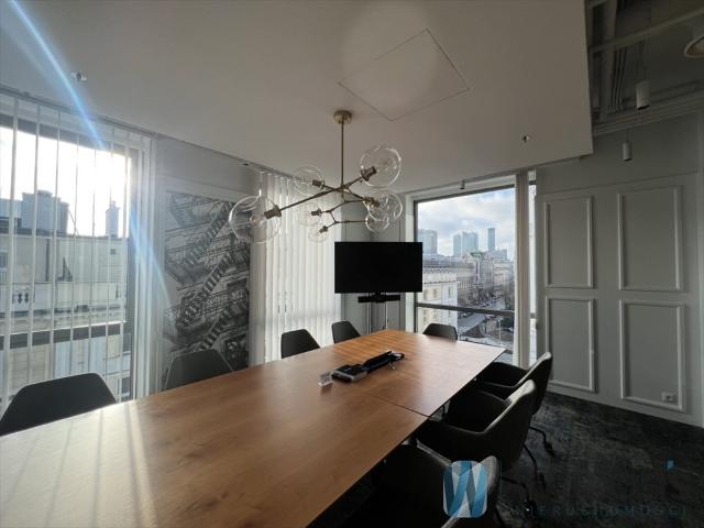 Eleganckie biuro serwisowane w centrum Warszawy, 40 m2