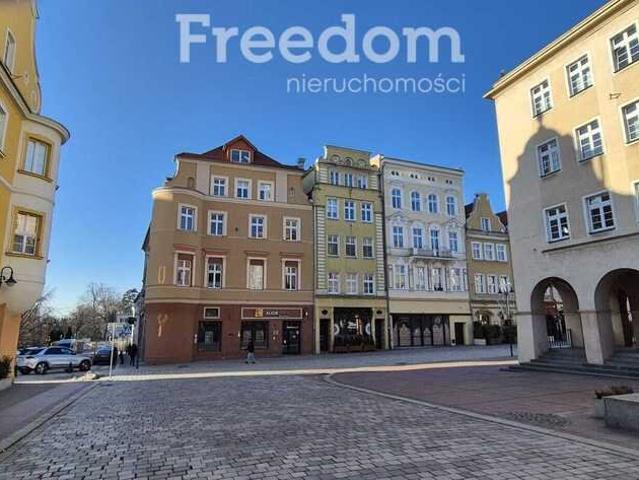Eleganckie 2 pokojowe mieszkanie w zabytkowej kamienicy na Rynku