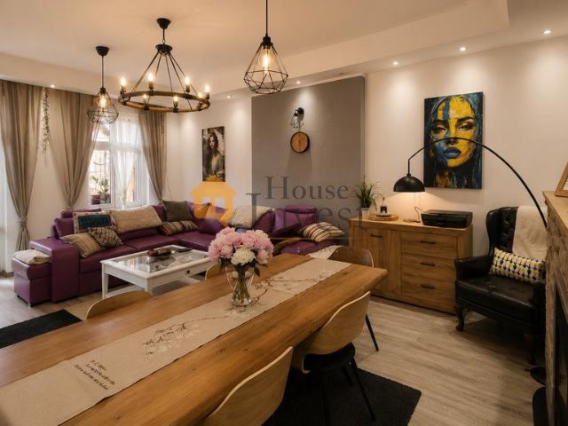Eleganckie 3 pokojowe mieszkanie z kominkiem i balkonem