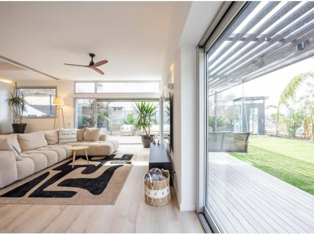 Elegancia contemporánea, luz absoluta y un estilo de vida exclusivo