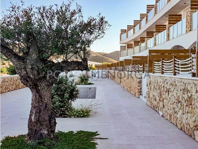 Elegancia y confort con vistas privilegiadas sobre la bahía. 153m² Es Mercadal