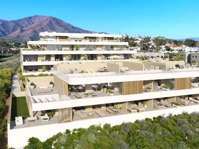 – Elegancia y Confort en la Costa del Sol Ubicación Privileg. 65m² Estepona