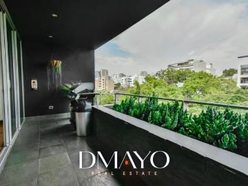 Elegancia y confort en San Isidro | Dúplex en venta con 3 cocheras