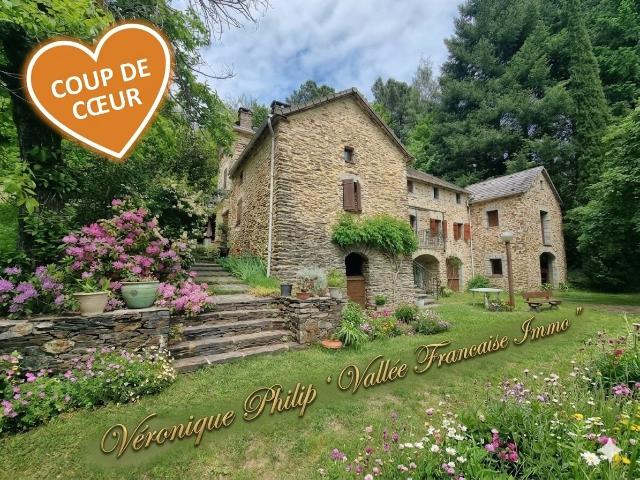 Eléguant Mas Cévenol au coeur des Cévennes préservées 180m² Saint Etienne Vallée Française
