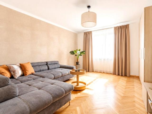 Elektoralna 66,49 m², Warszawa