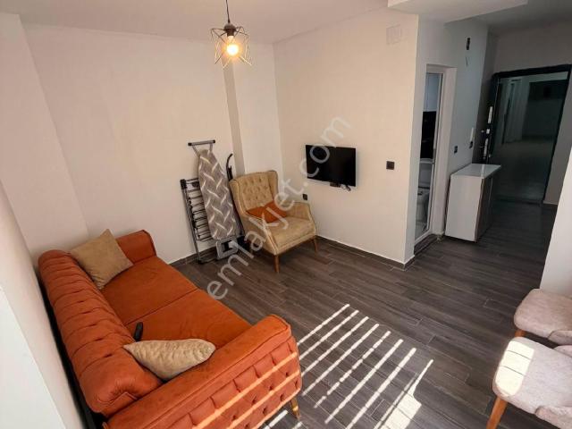 Elektrik Su Aboneliği Yok 1+1 Eşyalı Kiralık Cadde Üzeri Soulm