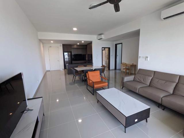 Elemen Utara KK Corner Unit For Sale