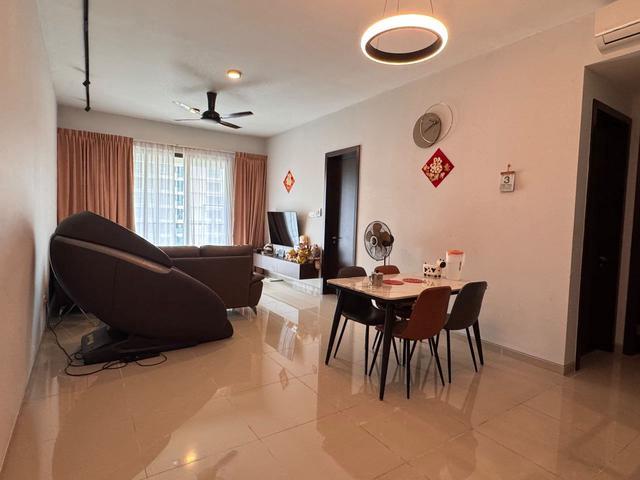 Elemen Utara Tower A High Floor Menggatal Partially Furnished
