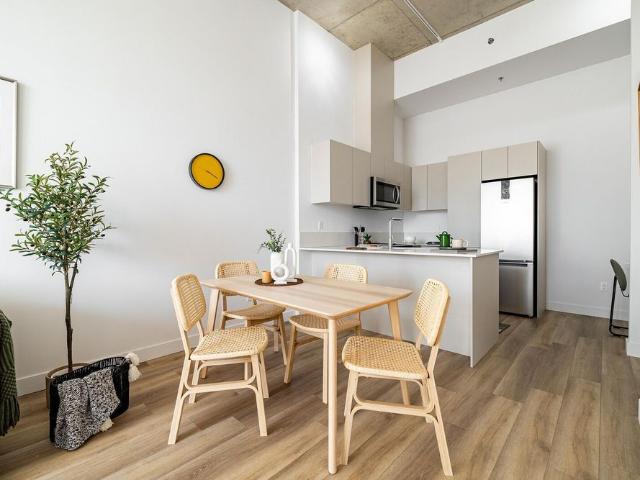 Éléonore 225 Laurier. Gatineau, QC
