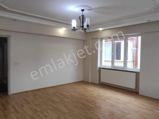 Elfi Den Paşaalanı Mahallesi Kiralık 3+1 Daire