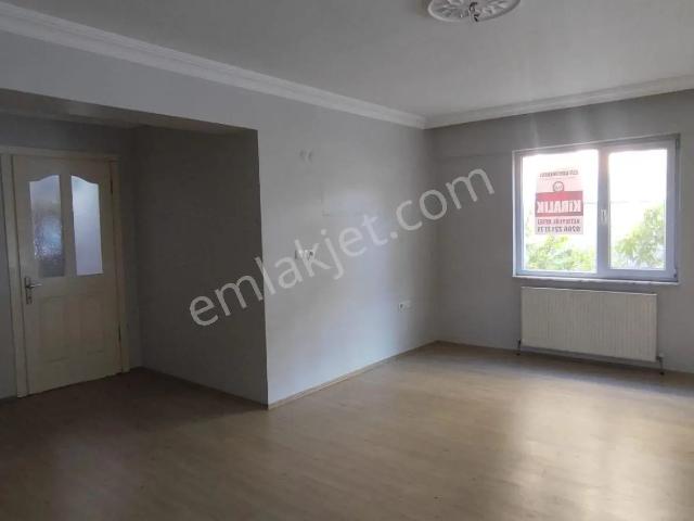 Elfiden Yıldız Mahallesi Fen Lisesi Yakını Kiralık 2+1 Daire
