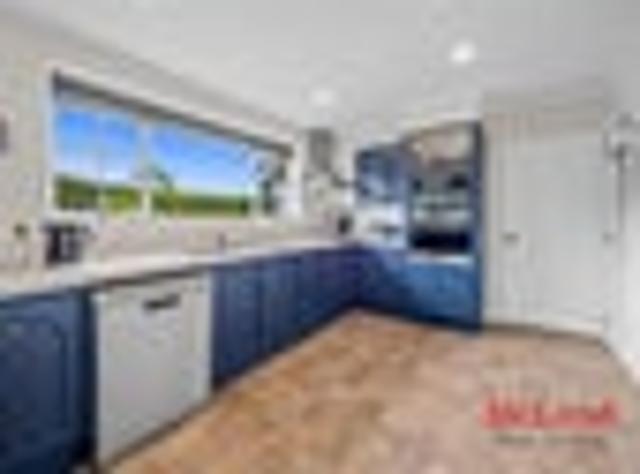 Elgin, 3 bedrooms, $850 pw