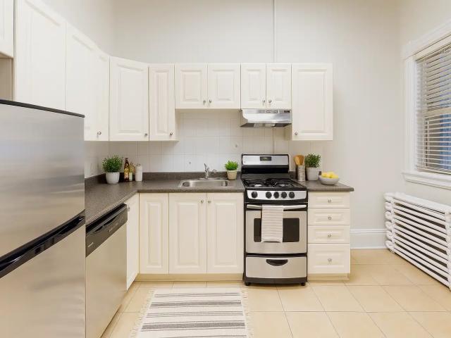 Elgin Street Apartments
