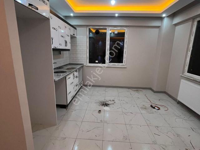 Elit Emlak Garımenkulden Lux Amerikan Mutfaklı Yüksek Giriş 2+1 Daıre