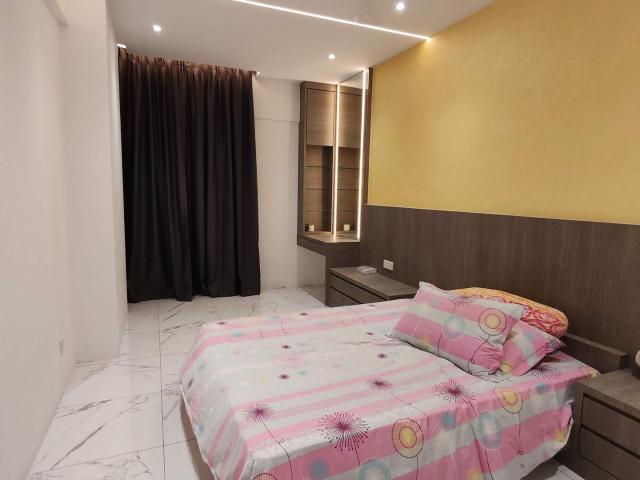 Elit Heights Master Room for Rent
