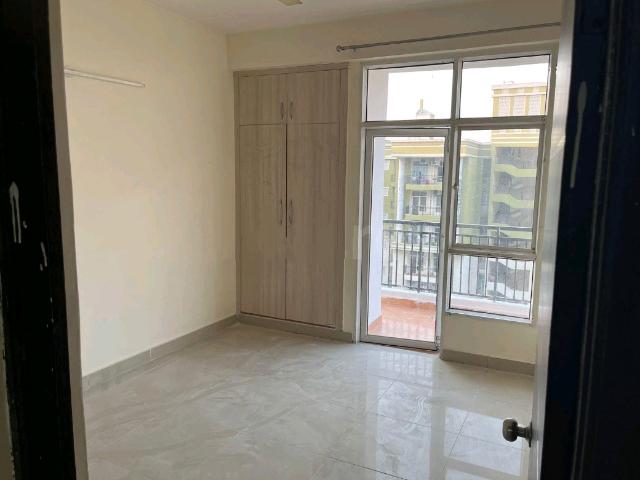 Elite Golf Green 3 Bedroom 1895 Sq. Ft. Apartment in Sector 79 Noida Listing ID: #9934
