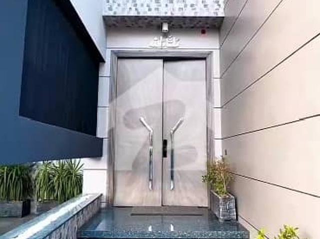 Elite Living: 2 Kanal Fully Loaded Luxury House for Rent Swimming Pool, Gym, Cinema