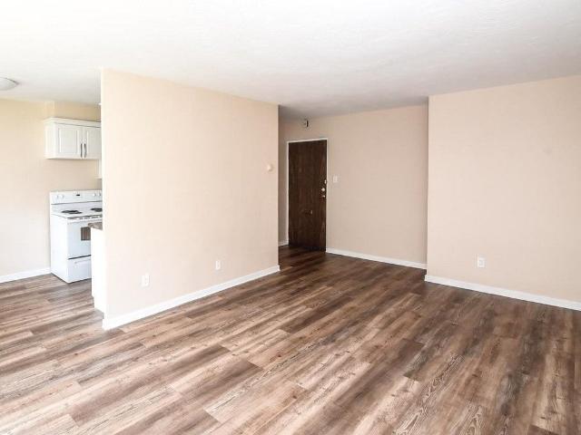 Elizabeth Apartments 1 Bedroom Apartment for Rent at 90 King St E, Hamilton, ON L8G 1K7 Stoney Creek Estates