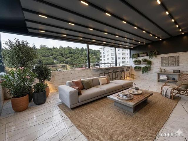 ÇELİKTEPEDE TERASLI OTOPARKLI YENİ BİNA 2+1