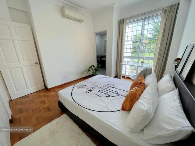 Elias Green D18, Condominium