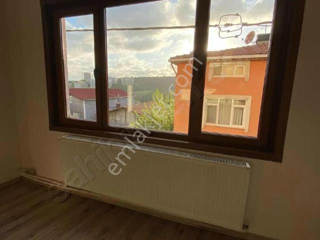 Elif Gayrimenkulden Merkezi Konum 2+1 1. Kat