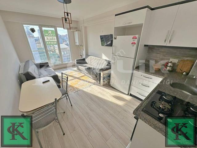 Çelikten Çınarlı Mah 1+1 Eşyalı Kiracılı Asansörlü Satılık Daire