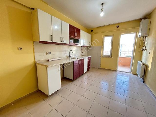Elisa Gyo/ildem Avm Yanı Aylık Ödemeli 3+1 Kiralık C Dairesi
