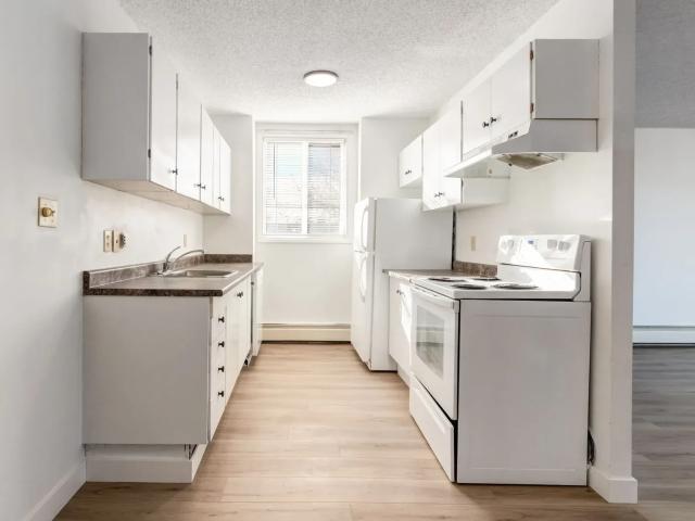 Elkwater Apartments 2 Bedroom [object Promise] for Rent