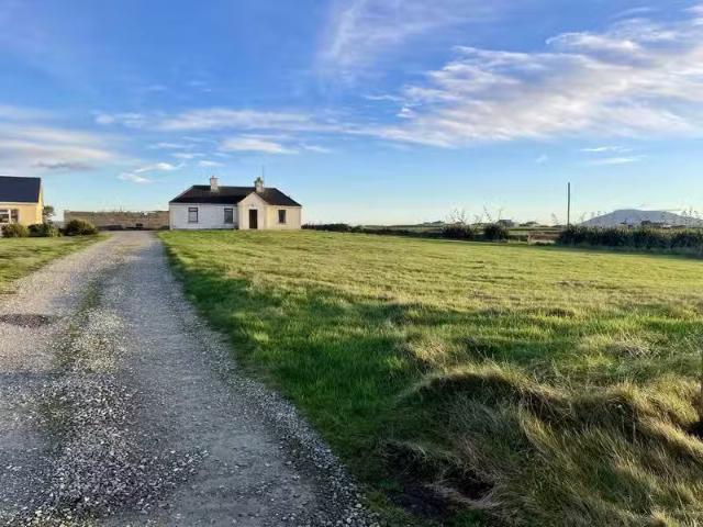 Elly, Clogher, Belmullet, Co. Mayo, F26D2H1 is for sale