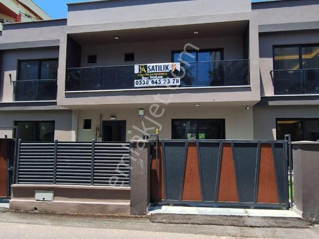 Ellamira’dan Mersin Yenişehir Menteş'te Lüks Müstakil Villa | 4+1 | Ön arka Bahçeli